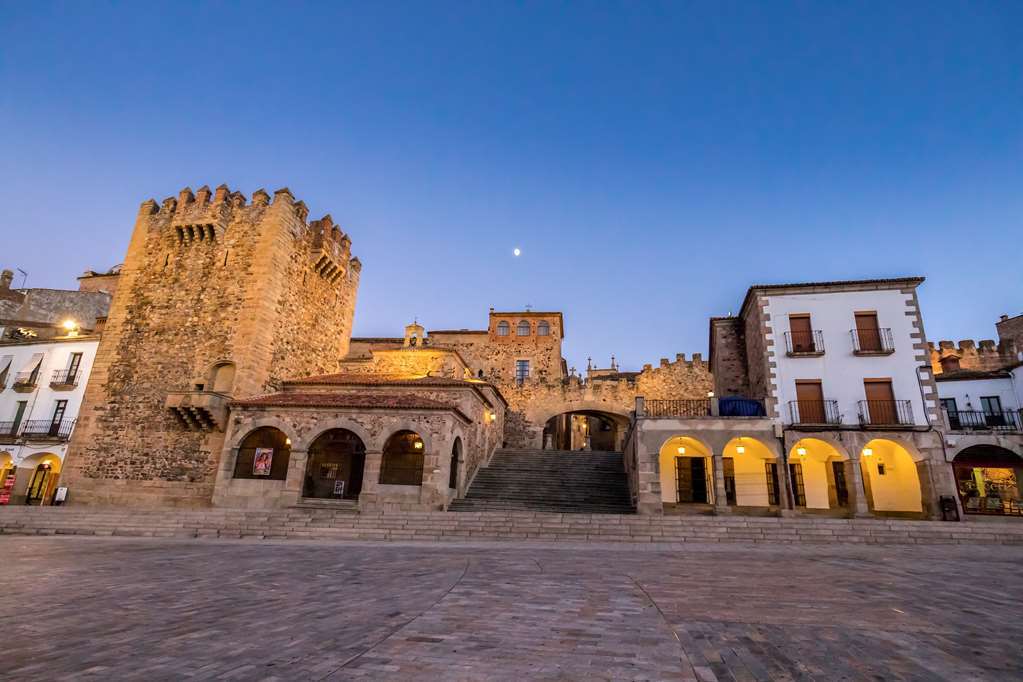 Barcelo Caceres V Centenario Exterior photo